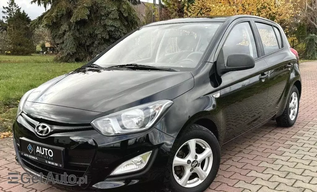 HYUNDAI I20 
