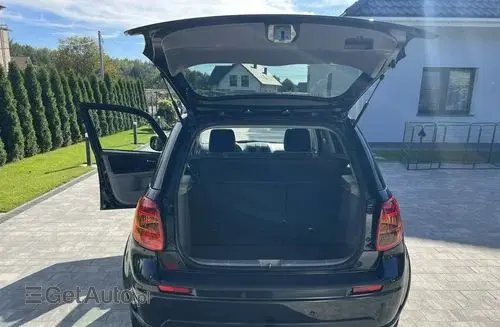 SUZUKI SX4 
