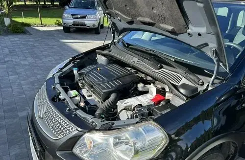 SUZUKI SX4 