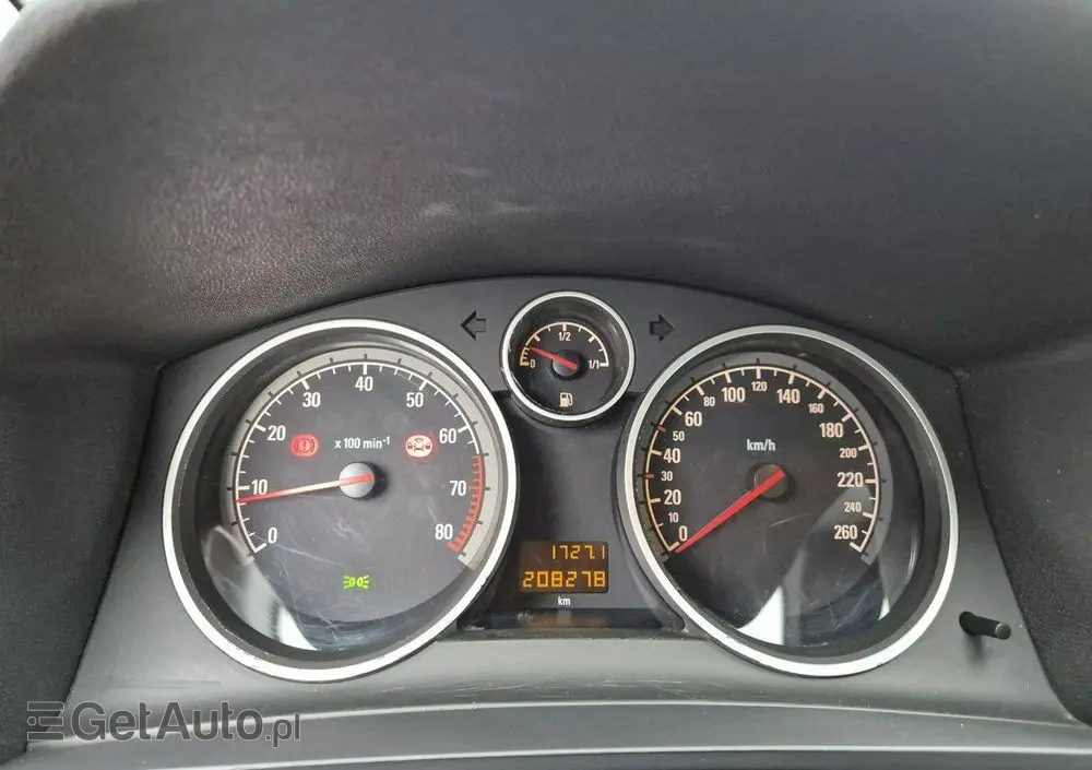 OPEL Zafira 1.8 Innovation