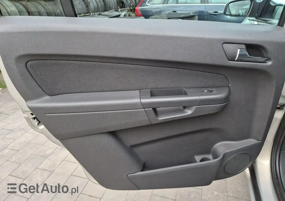 OPEL Zafira 1.8 Innovation