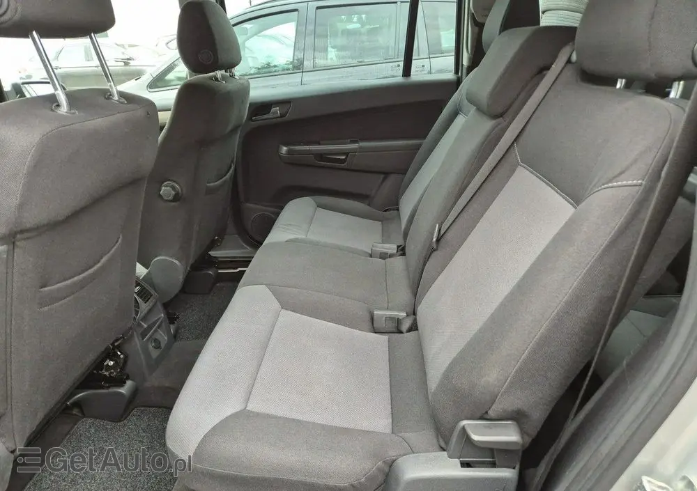 OPEL Zafira 1.8 Innovation