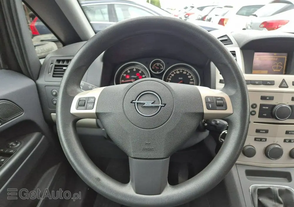 OPEL Zafira 1.8 Innovation