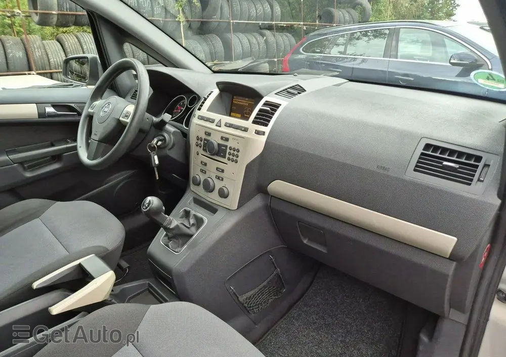 OPEL Zafira 1.8 Innovation