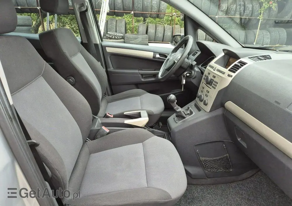 OPEL Zafira 1.8 Innovation