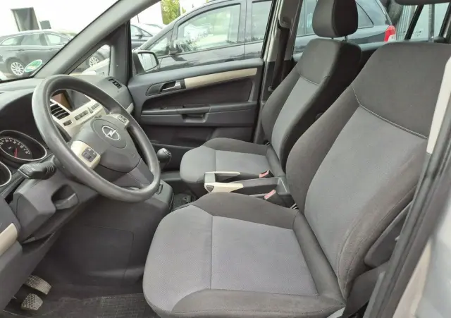 OPEL Zafira 1.8 Innovation