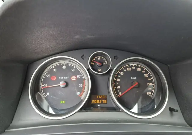 OPEL Zafira 1.8 Innovation