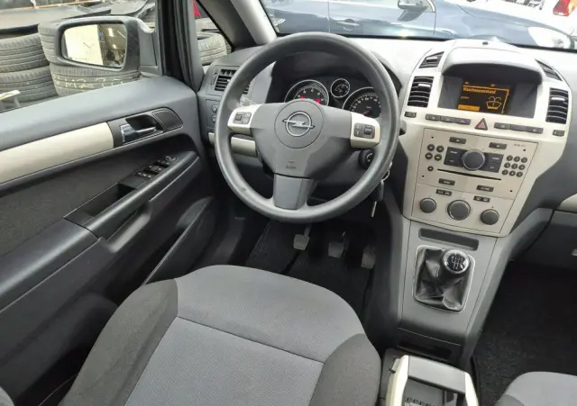 OPEL Zafira 1.8 Innovation