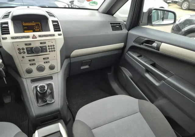 OPEL Zafira 1.8 Innovation
