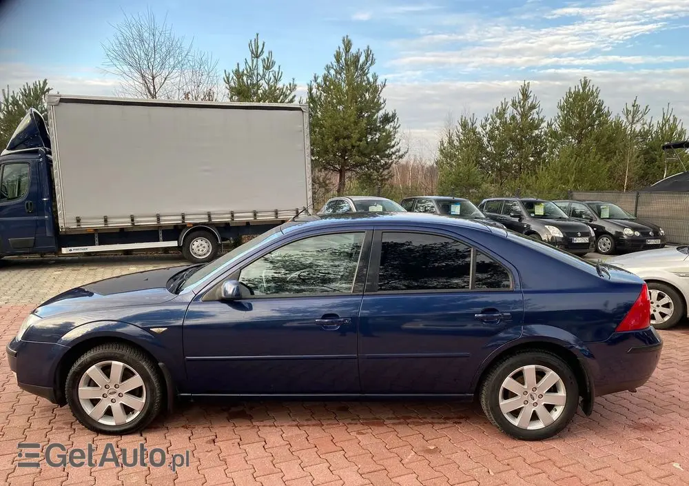 FORD Mondeo 1.8 Titanium