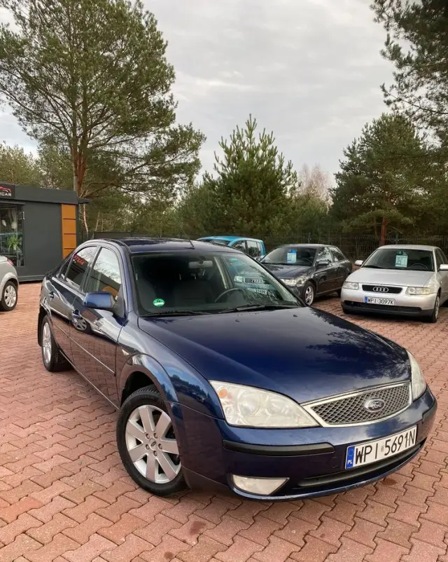 FORD Mondeo 1.8 Titanium