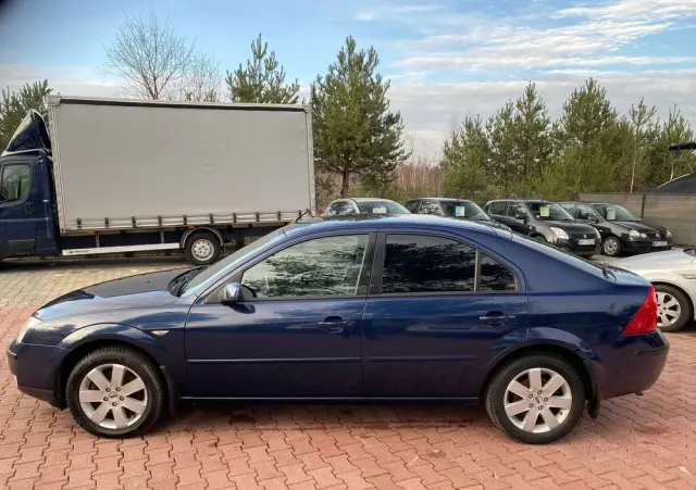 FORD Mondeo 1.8 Titanium