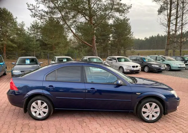 FORD Mondeo 1.8 Titanium