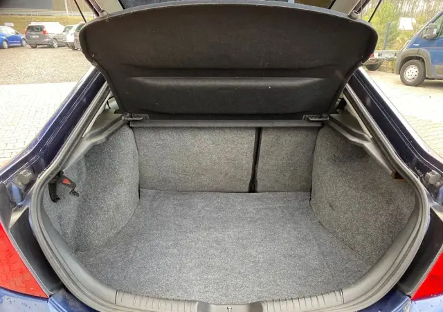 FORD Mondeo 1.8 Titanium