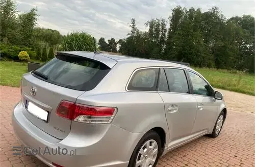 TOYOTA Avensis 