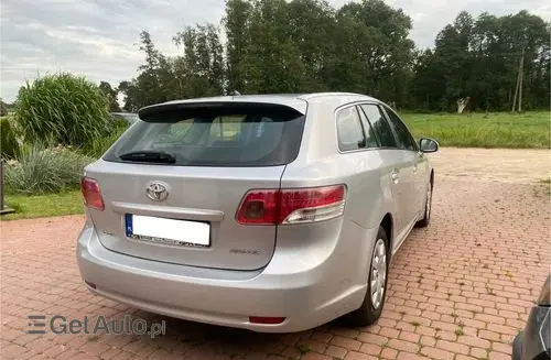 TOYOTA Avensis 