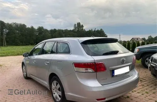 TOYOTA Avensis 