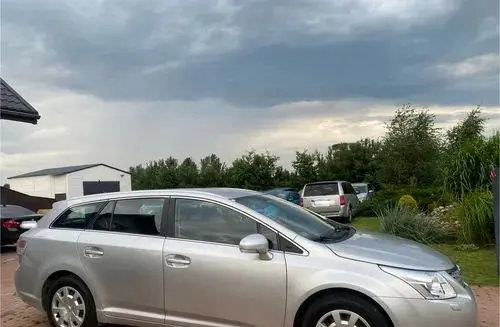 TOYOTA Avensis 