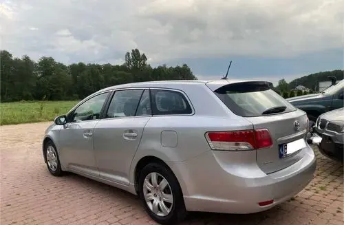 TOYOTA Avensis 