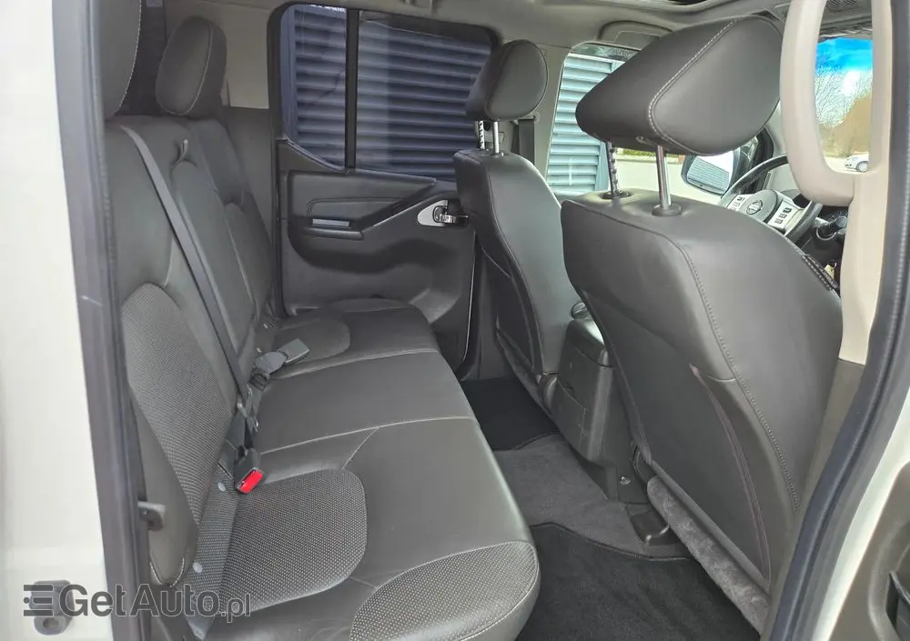 NISSAN Navara DPF Autm LB Platinum