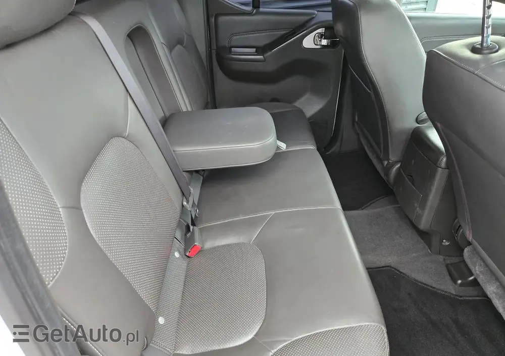 NISSAN Navara DPF Autm LB Platinum