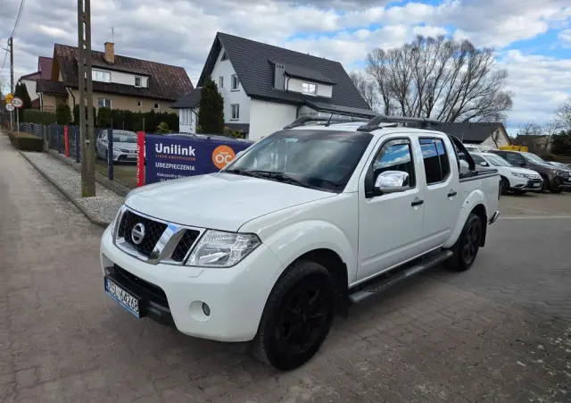 NISSAN Navara DPF Autm LB Platinum