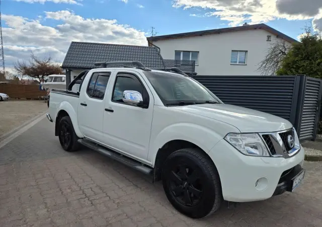 NISSAN Navara DPF Autm LB Platinum