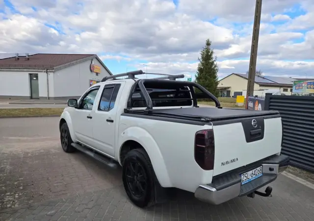 NISSAN Navara DPF Autm LB Platinum