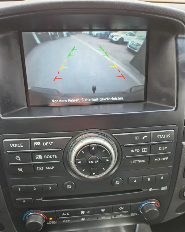 NISSAN Navara DPF Autm LB Platinum