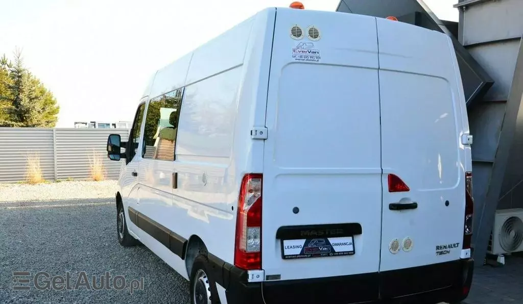 RENAULT Master 