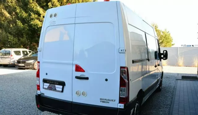 RENAULT Master 