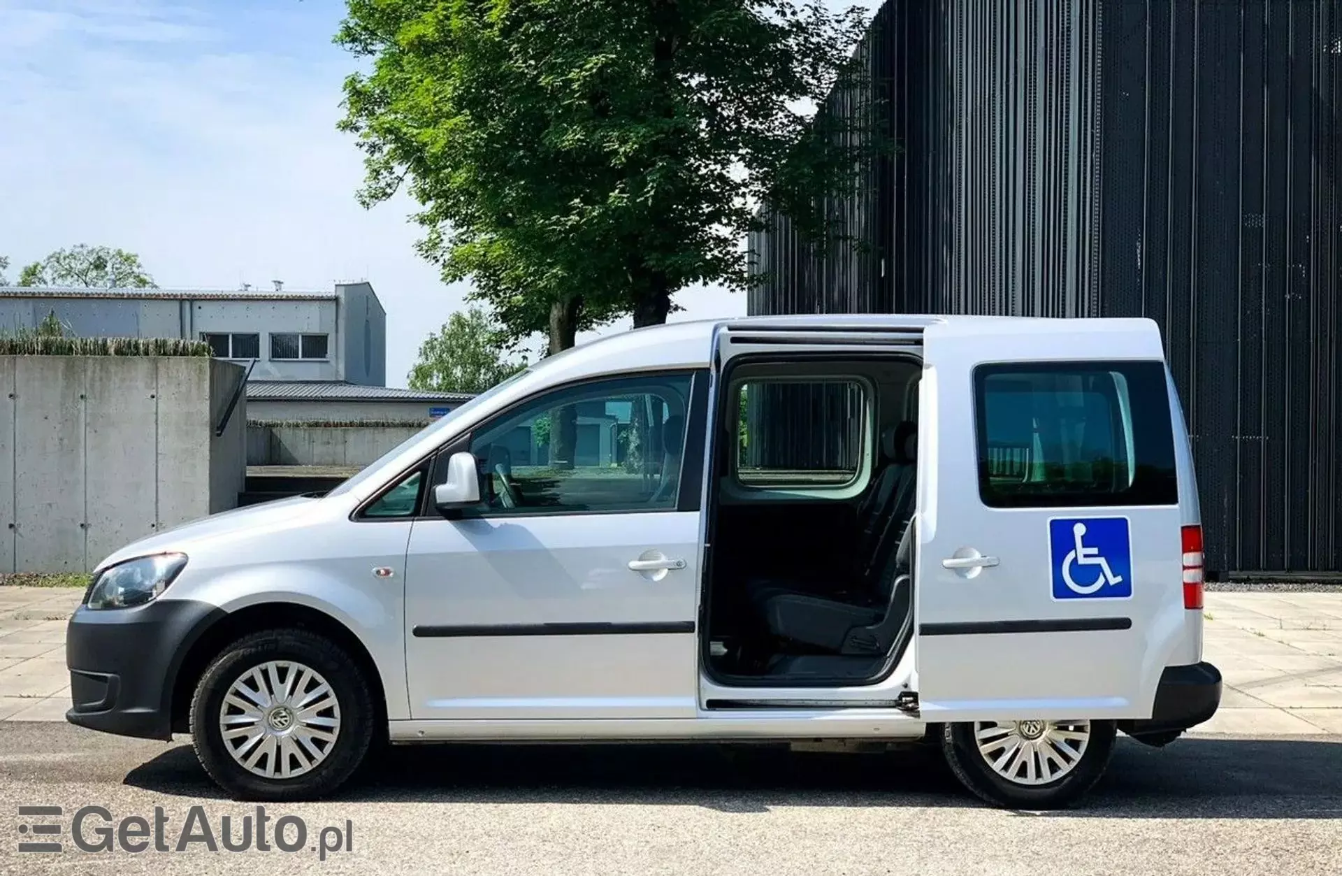 VOLKSWAGEN Caddy 