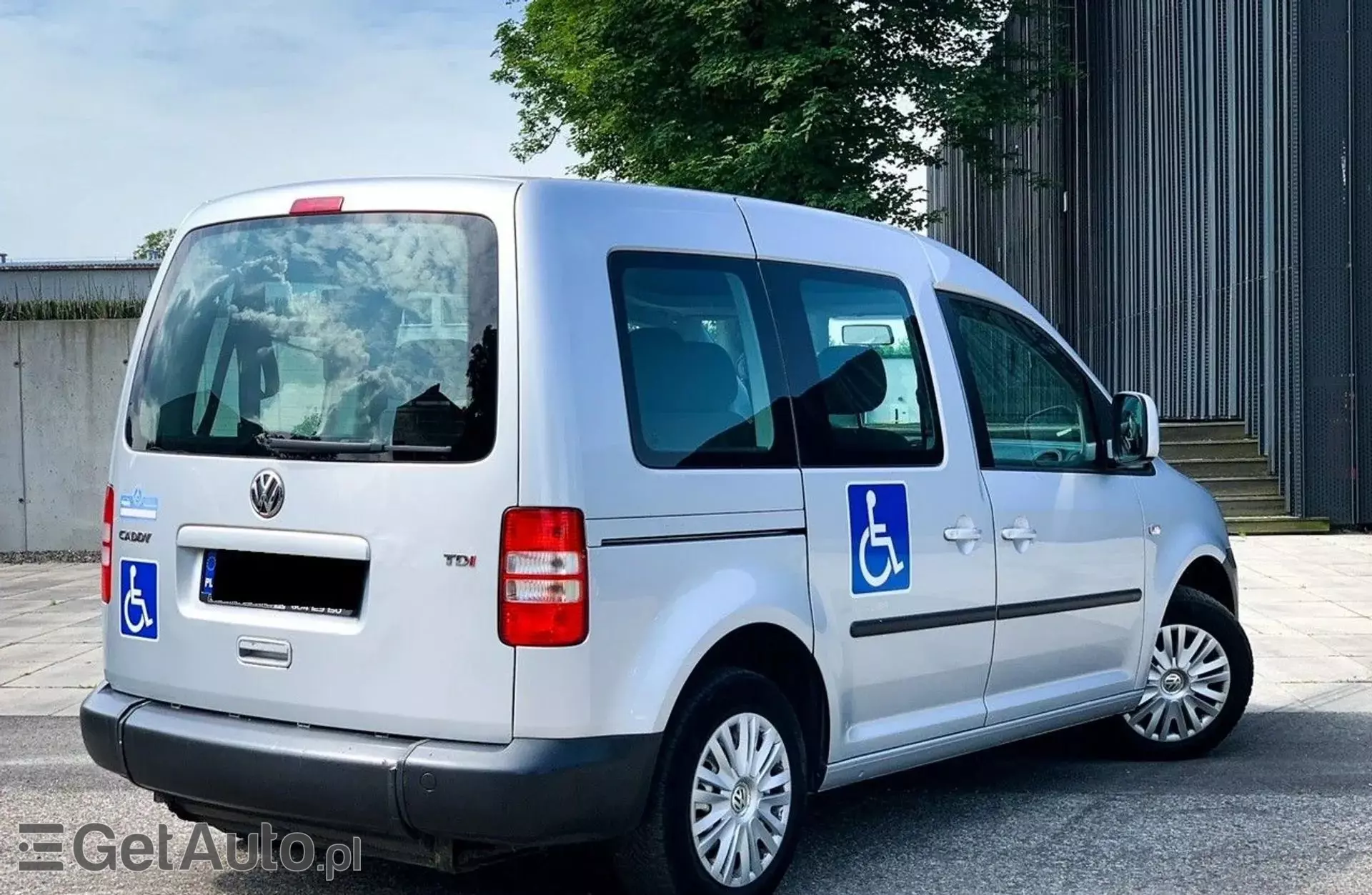 VOLKSWAGEN Caddy 