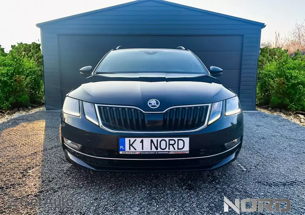 SKODA Octavia Combi 2.0 TDI 4x4 DSG L&K