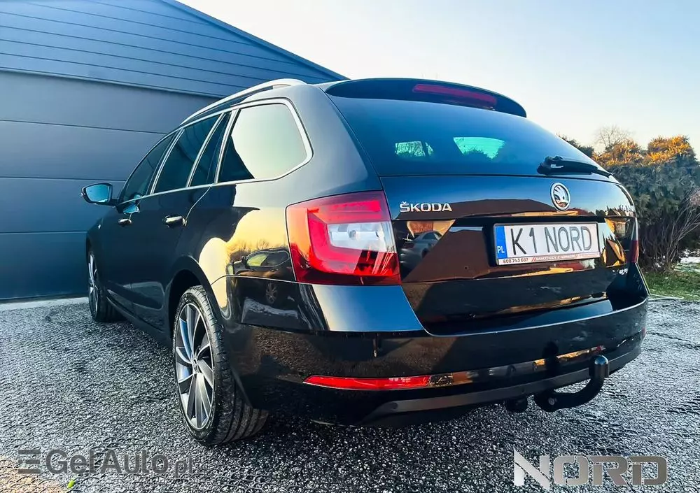 SKODA Octavia Combi 2.0 TDI 4x4 DSG L&K