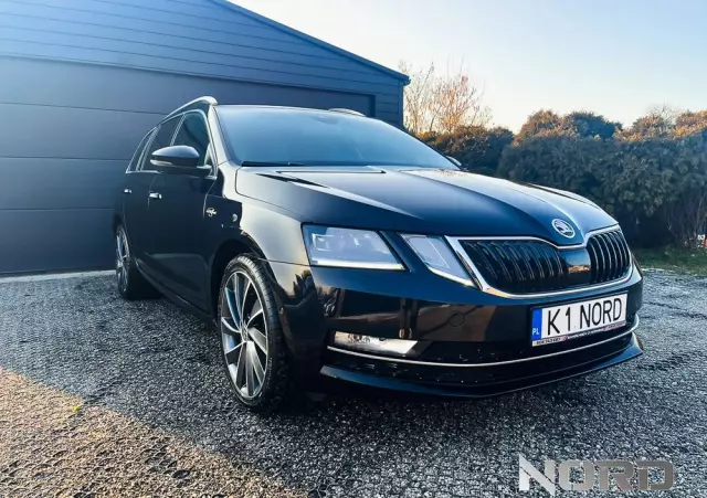 SKODA Octavia Combi 2.0 TDI 4x4 DSG L&K