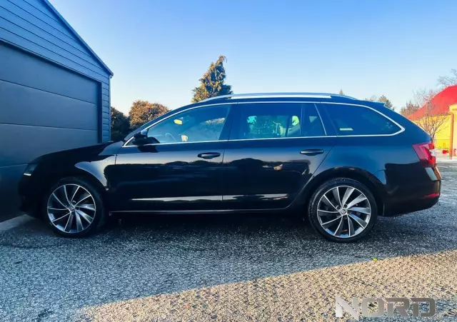 SKODA Octavia Combi 2.0 TDI 4x4 DSG L&K
