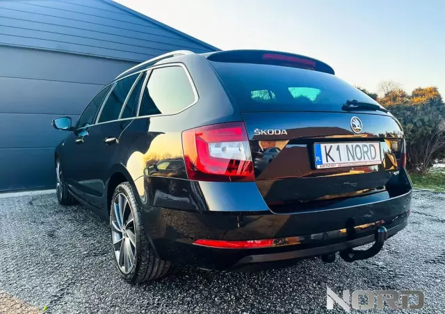 SKODA Octavia Combi 2.0 TDI 4x4 DSG L&K