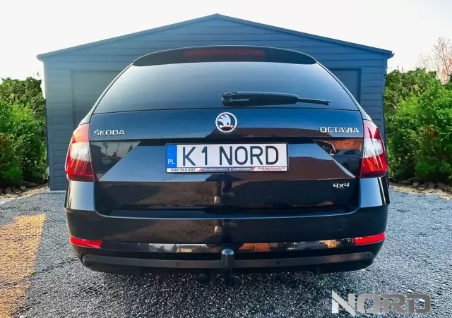 SKODA Octavia Combi 2.0 TDI 4x4 DSG L&K