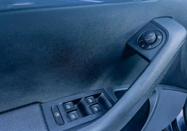 SKODA Octavia Combi 2.0 TDI 4x4 DSG L&K