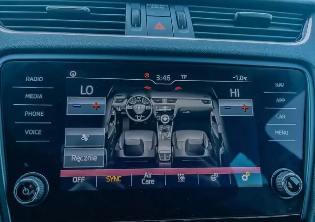 SKODA Octavia Combi 2.0 TDI 4x4 DSG L&K