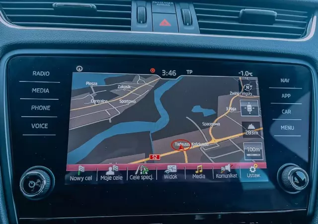 SKODA Octavia Combi 2.0 TDI 4x4 DSG L&K