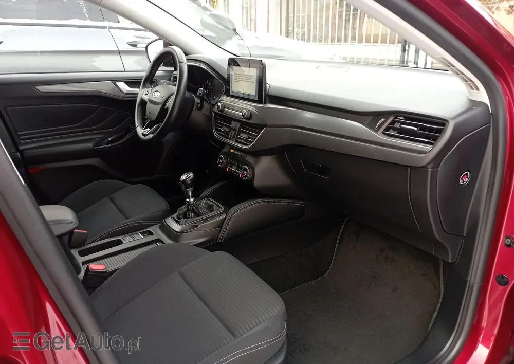 FORD Focus 1.0 EcoBoost Titanium ASS