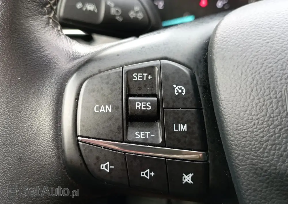 FORD Focus 1.0 EcoBoost Titanium ASS