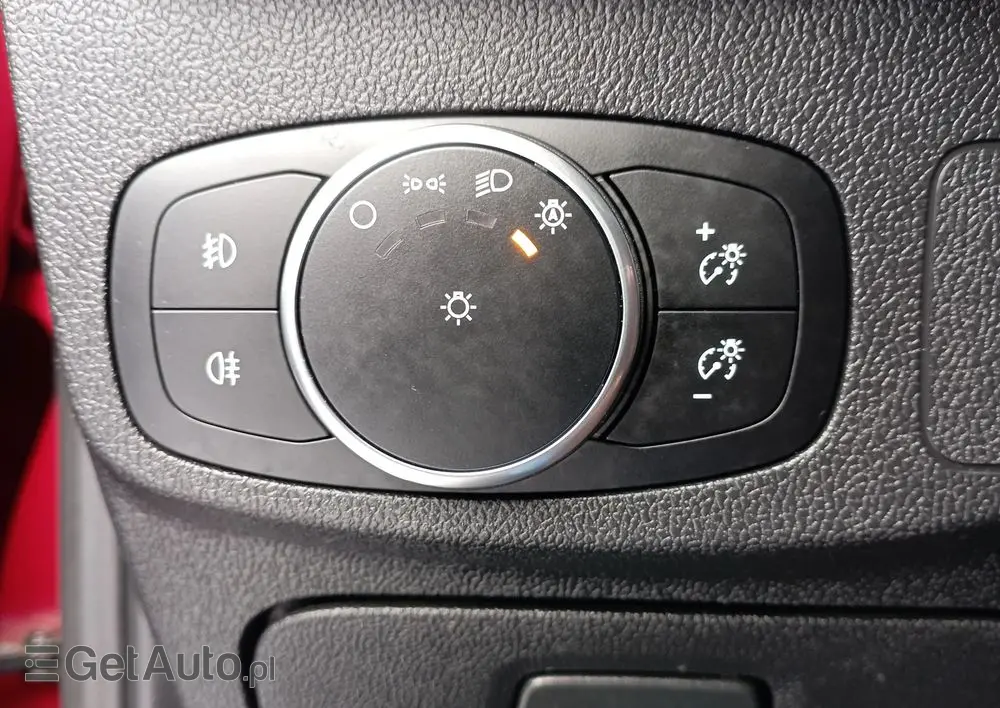 FORD Focus 1.0 EcoBoost Titanium ASS