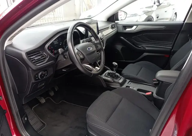 FORD Focus 1.0 EcoBoost Titanium ASS