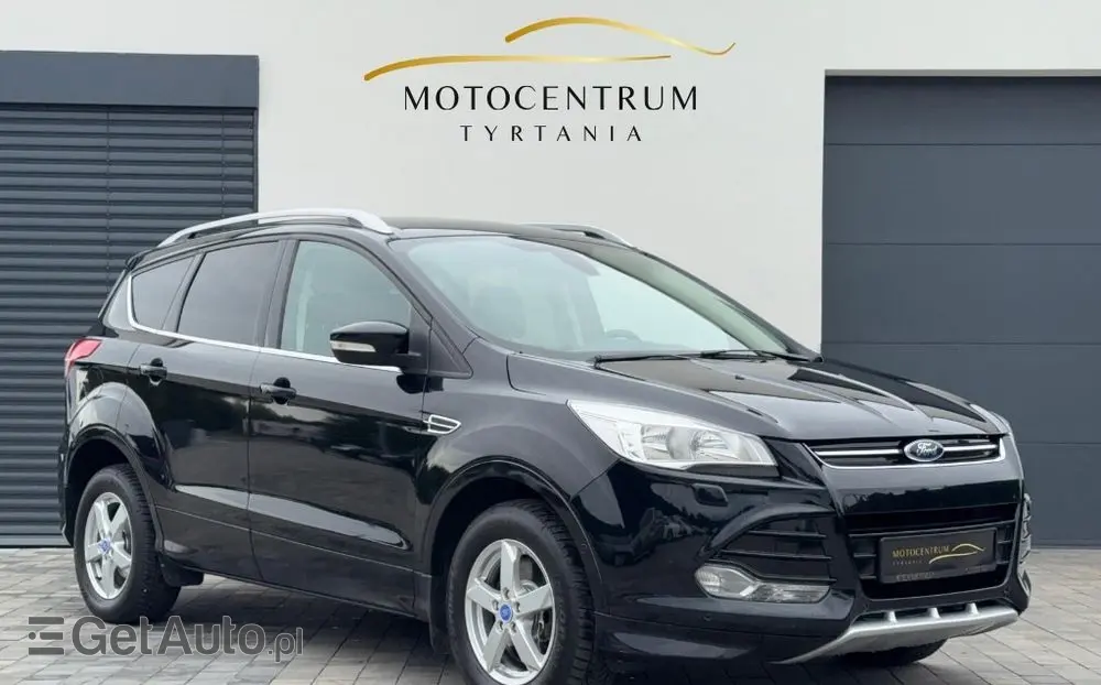 FORD Kuga 2.0 TDCi 2x4 Titanium