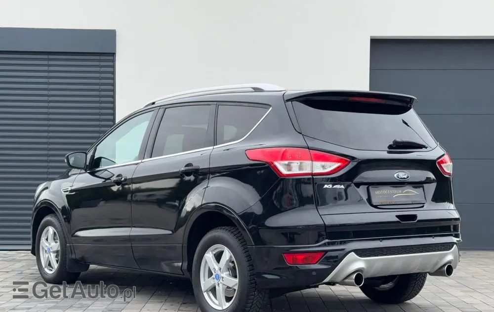 FORD Kuga 2.0 TDCi 2x4 Titanium