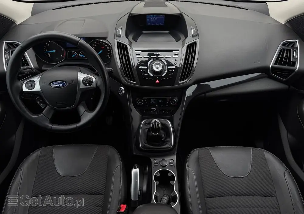 FORD Kuga 2.0 TDCi 2x4 Titanium