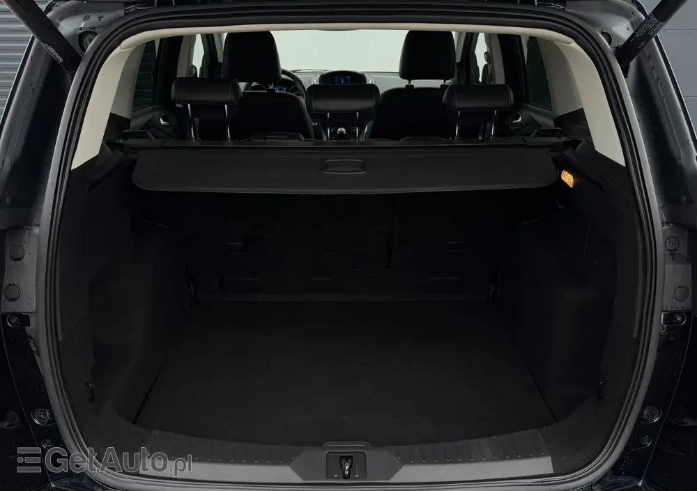 FORD Kuga 2.0 TDCi 2x4 Titanium